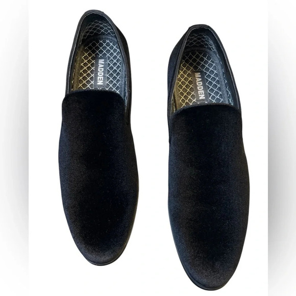 Steve Madden | Men’s Laight Velvet Loafers - Picture 2 of 7